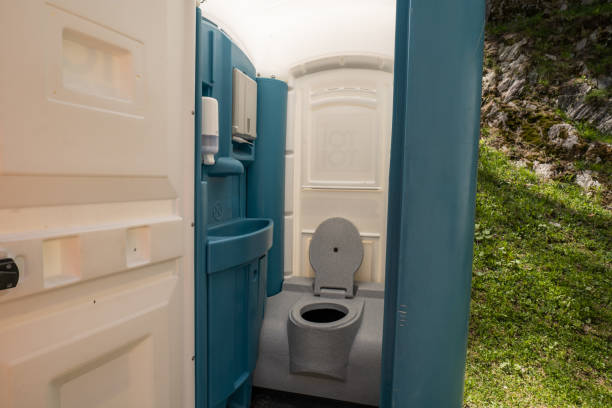 Portable restroom solutions in Lockport, IL